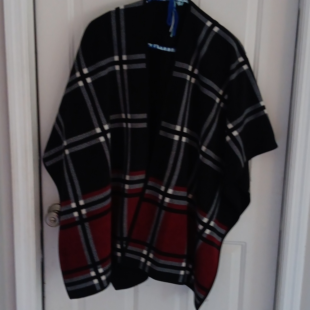 BN Reversible Fleece Shawl